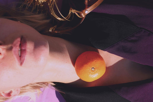 ¿La Vitamina C mancha la piel?: el mito que seguimos arrastrando - CELIV